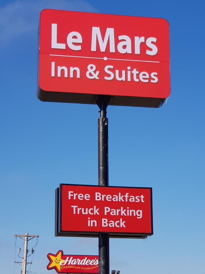 Le Mars Inn And Suites Eksteriør billede