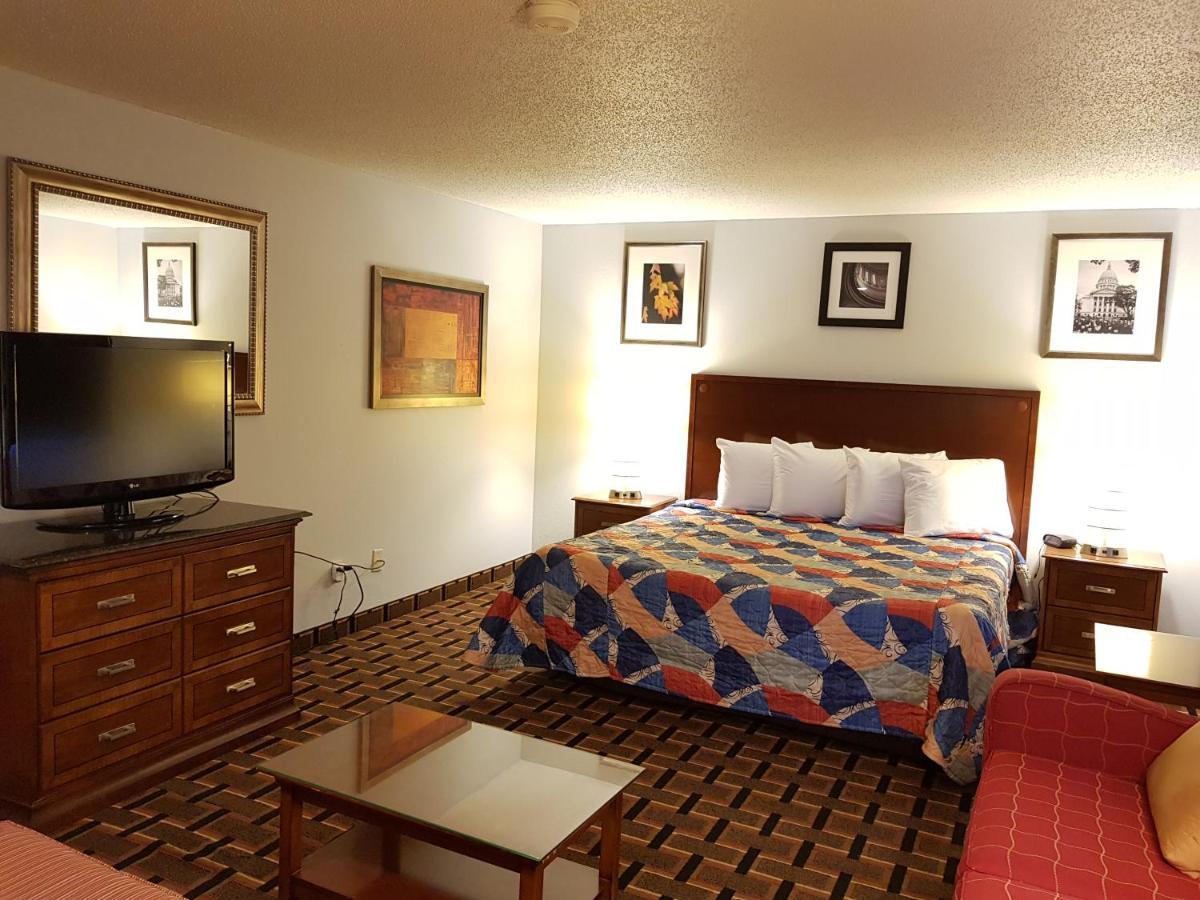 Le Mars Inn And Suites Eksteriør billede